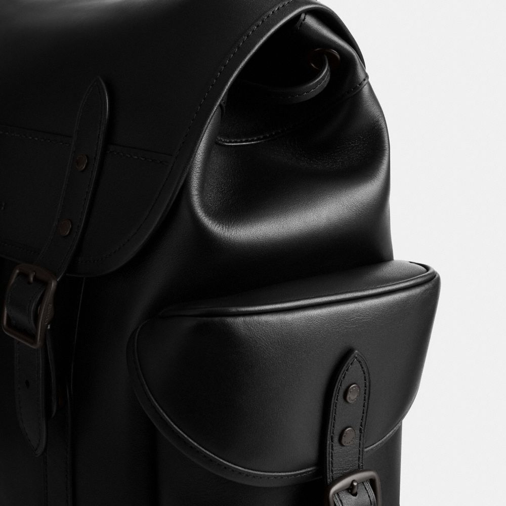 Men Coach Hitch Glovetanned Leather Backpacks Black | CA_CH88267