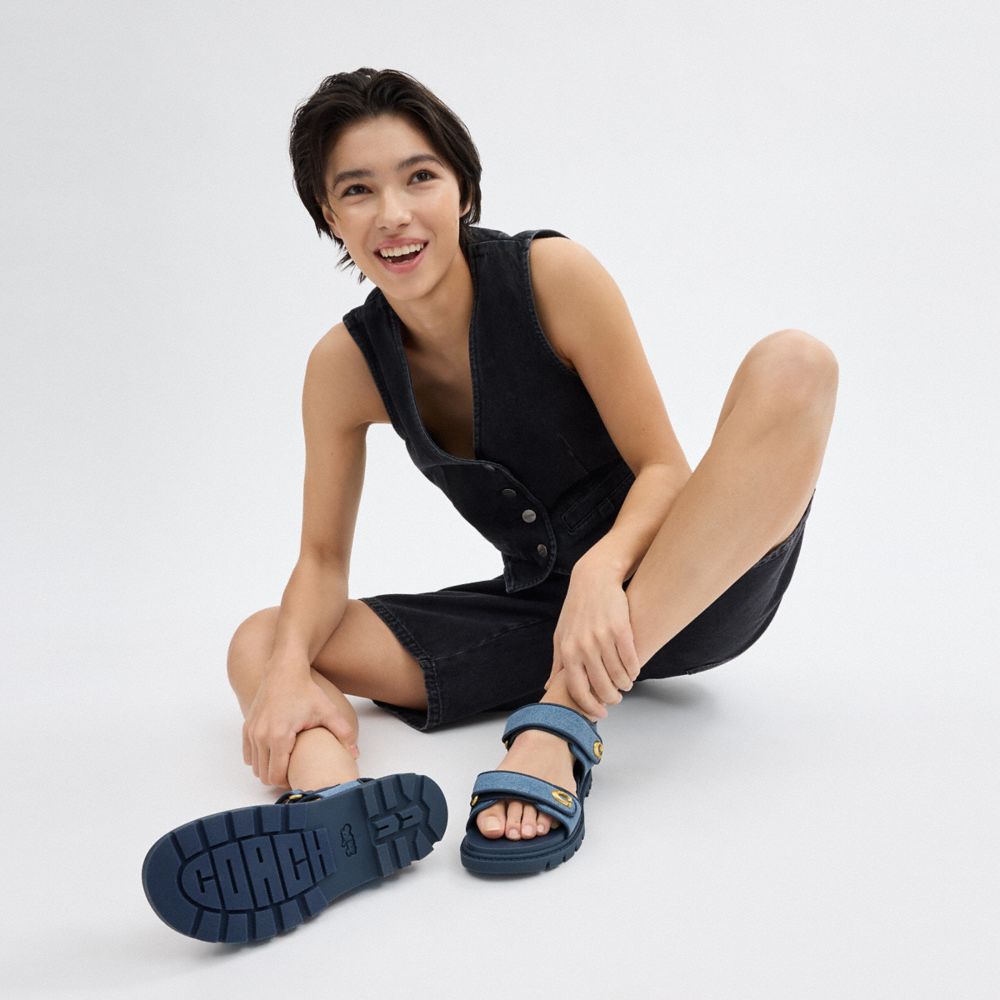 Women Coach Brynn Indigo Denim Sandals Indigo Blue | CA_CH20168