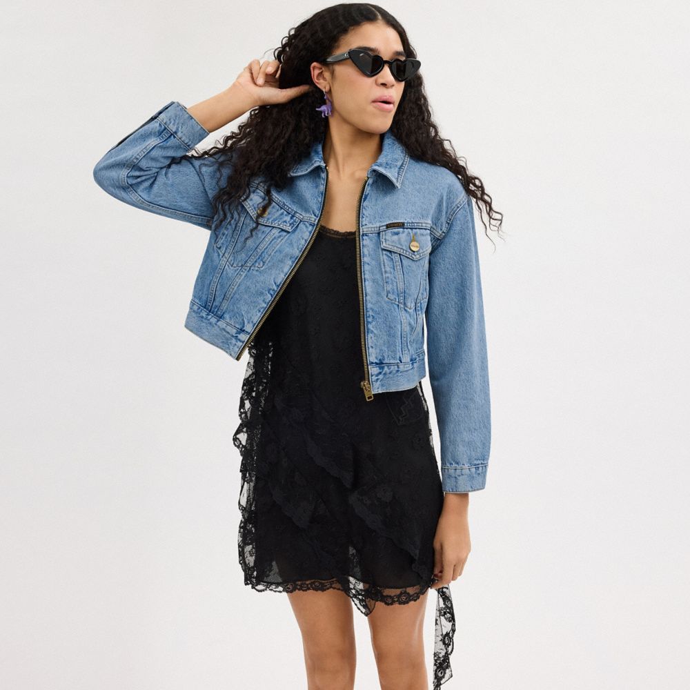 Women Coach Denim Crop In Organic Cotton Jackets Blue | CA_CH14135