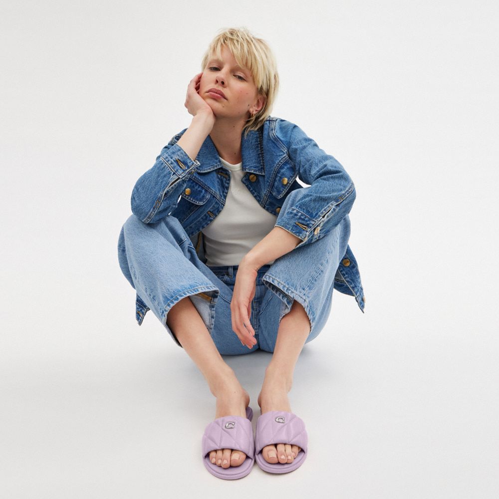 Women Coach Holly With Quilting Soft Sandals Purple | CA_CH73603