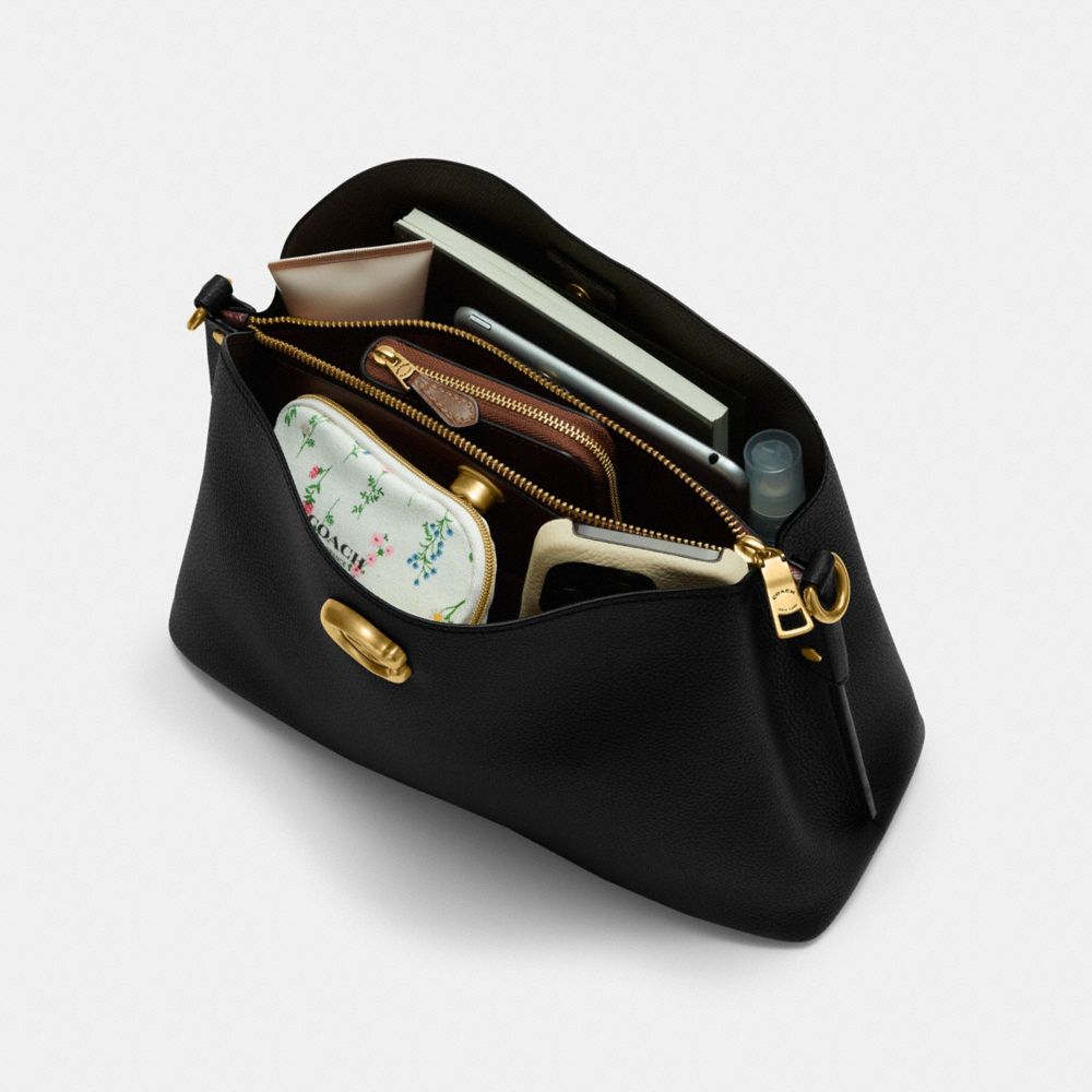 Women Coach Willow Pebble Leather Shoulder Bags Black | CA_CH52600